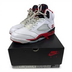 Air Jordan 5 Retro 2025 Fire Red - Size 9.5